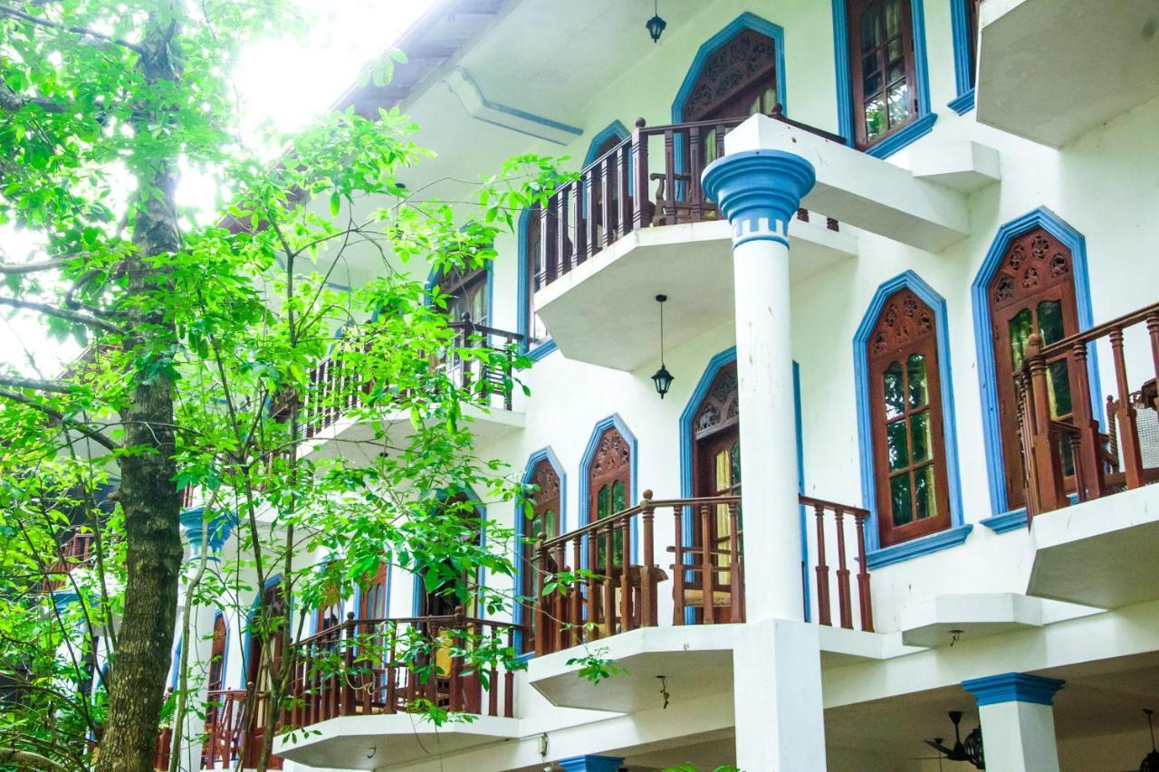 No Name Rest Hotel Unawatuna Bagian luar foto