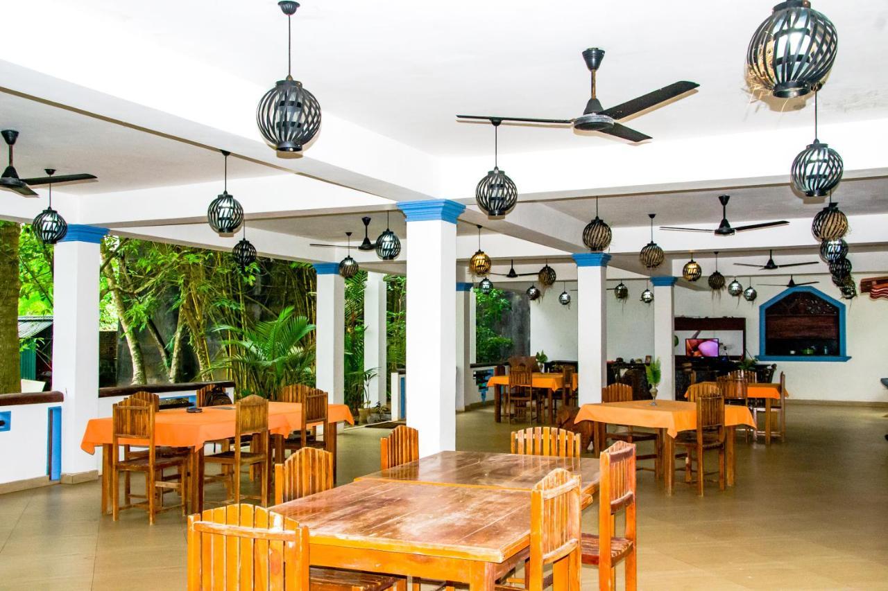 No Name Rest Hotel Unawatuna Bagian luar foto